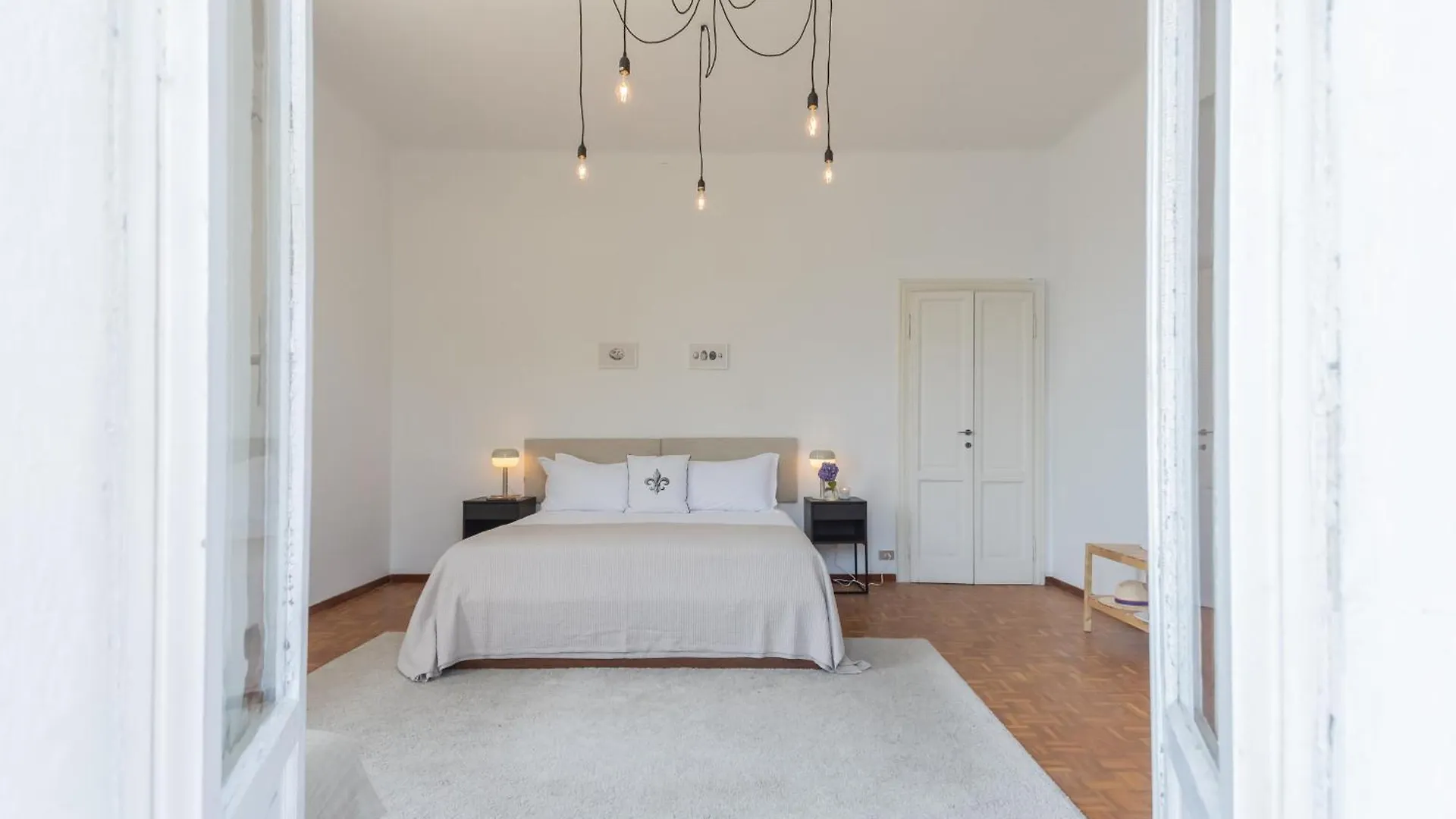 Villa Chiara Lake Como With Private Garden By Rent All Como モルトラージオ