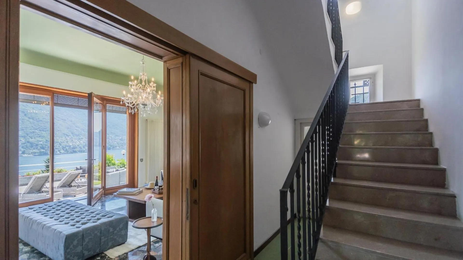 Villa Chiara Lake Como With Private Garden By Rent All Como モルトラージオ