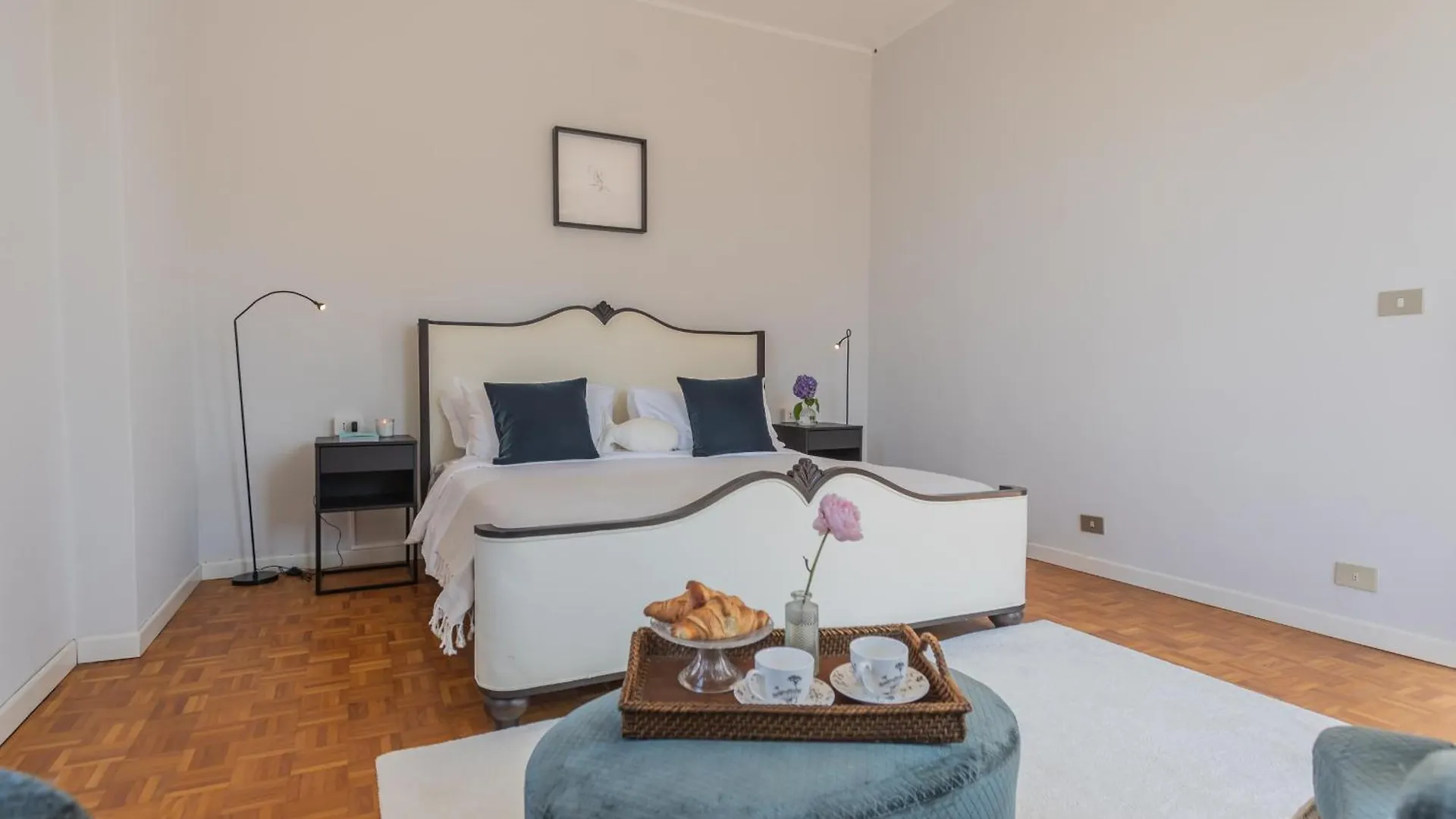 Villa Chiara Moltrasio With Private Garden By Rent All Como