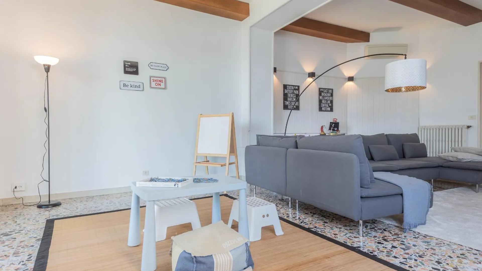 Villa Chiara Lake Como With Private Garden By Rent All Como Moltrasio İtalya